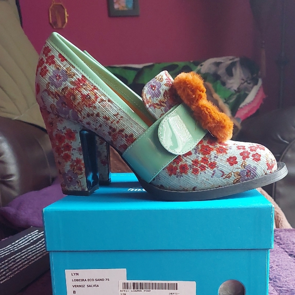 Floral Fluevog Shoes with Faux Fur Trim - Picture 2 of 4
